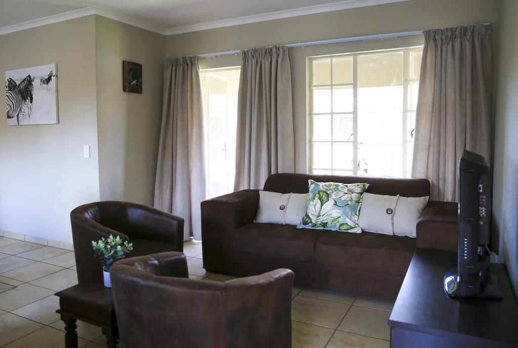 African Eagle Apartments Witfield Luaran gambar